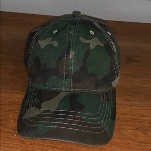 Green camo hat
